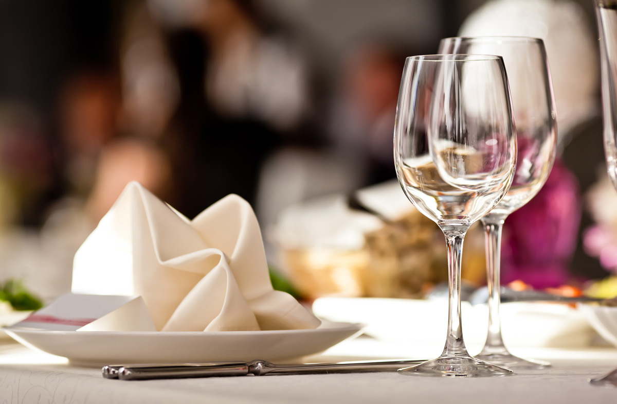 PRESTA 1 RESTAURANT | Hôtel Restaurant Klein Que contient une vraie bouchée à la reine alsacienne ? Plongée dans un plat généreux Cernay 0