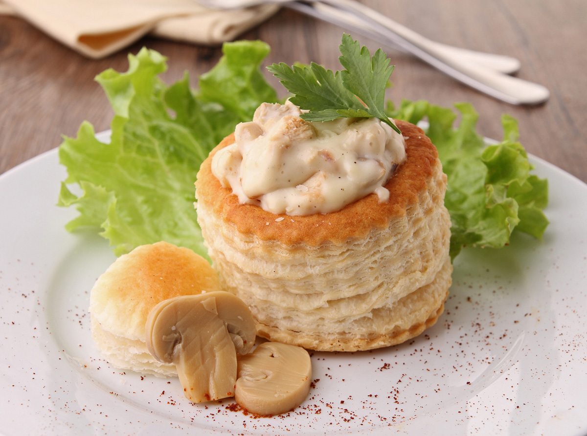 PRESTA 1.2 MENUS | Hôtel Restaurant Klein Que contient une vraie bouchée à la reine alsacienne ? Plongée dans un plat généreux Cernay