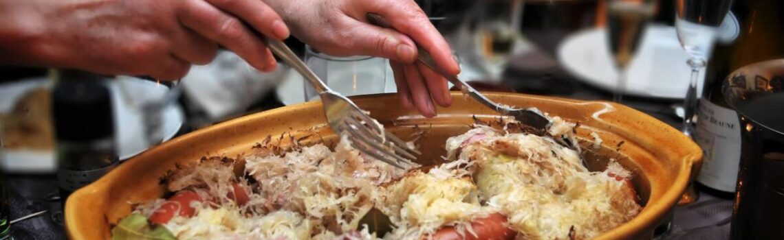 CHOUCROUTE 1140X350 | Hôtel Restaurant Klein Choucroute, baeckeoffe, bouchée à la reine… Qu’est-ce qui fait un vrai repas alsacien ? Pfastatt