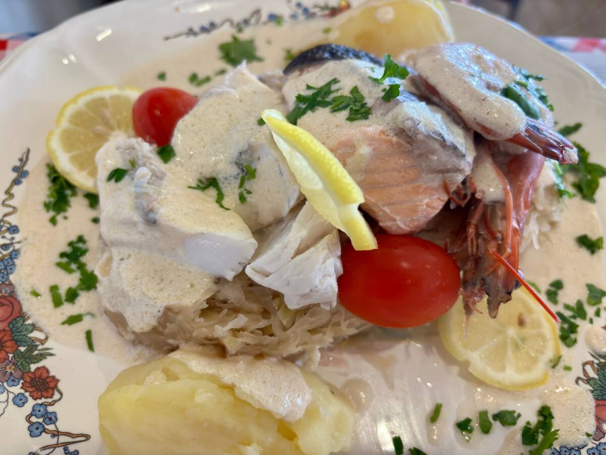 CHOUCROUTE_POISSONS | Hôtel Restaurant Klein Choucroute aux poissons : que valent le sandre, la truite et le saumon ? Cernay 0